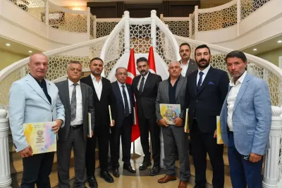 AKK Başkanı Halil İbrahim Yılmaz, Ankara Kitap ve Kırtasiyeciler Esnaf Odası Başkanı Müslüm Küçükarzuman’ı ağırladı